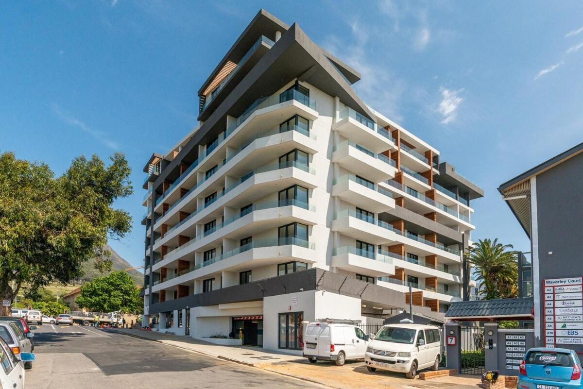 Bergsig Spacious Deluxe Corner Unit Apartment