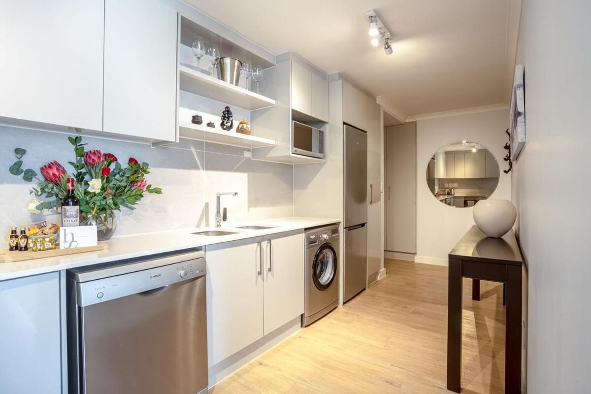 Apartment Bergsig Spacious Deluxe Corner Unit Kapstadt