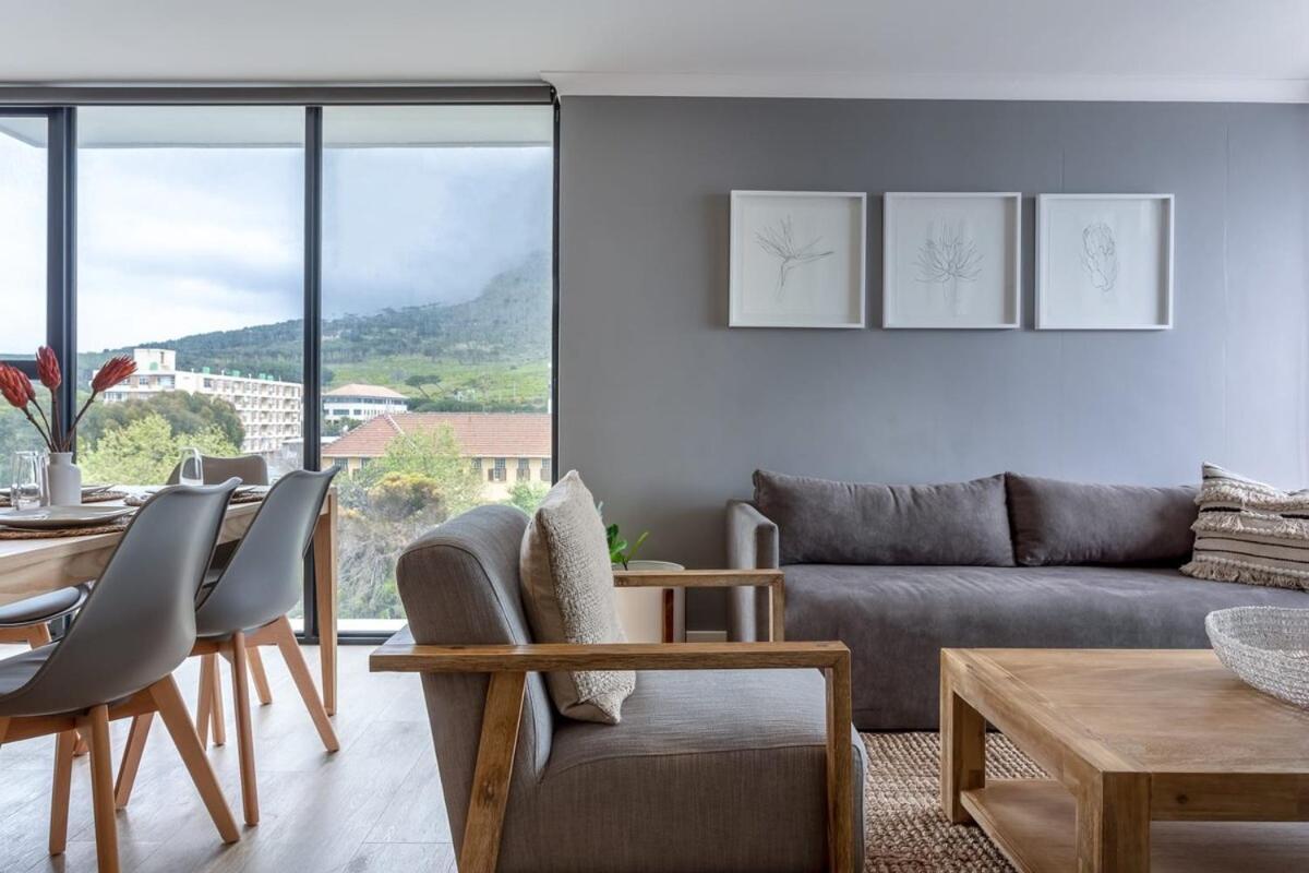 Bergsig Spacious Deluxe Corner Unit Apartment *